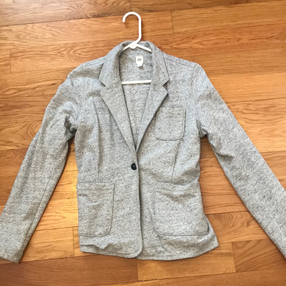 Gray blazer